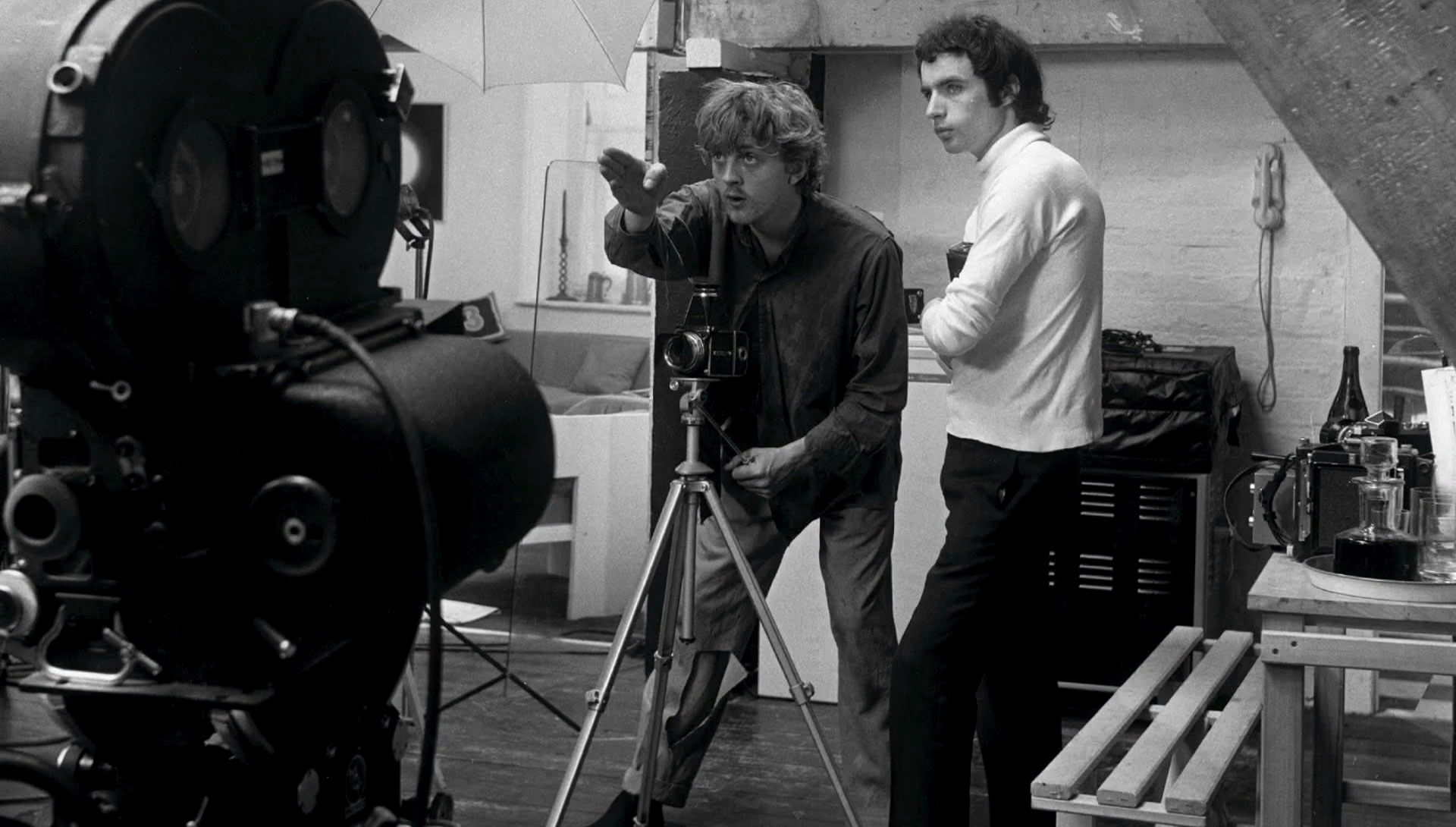 Blow-Up (1966), David Hemmings, Reg Wilkins, production still, Arthur Evans.