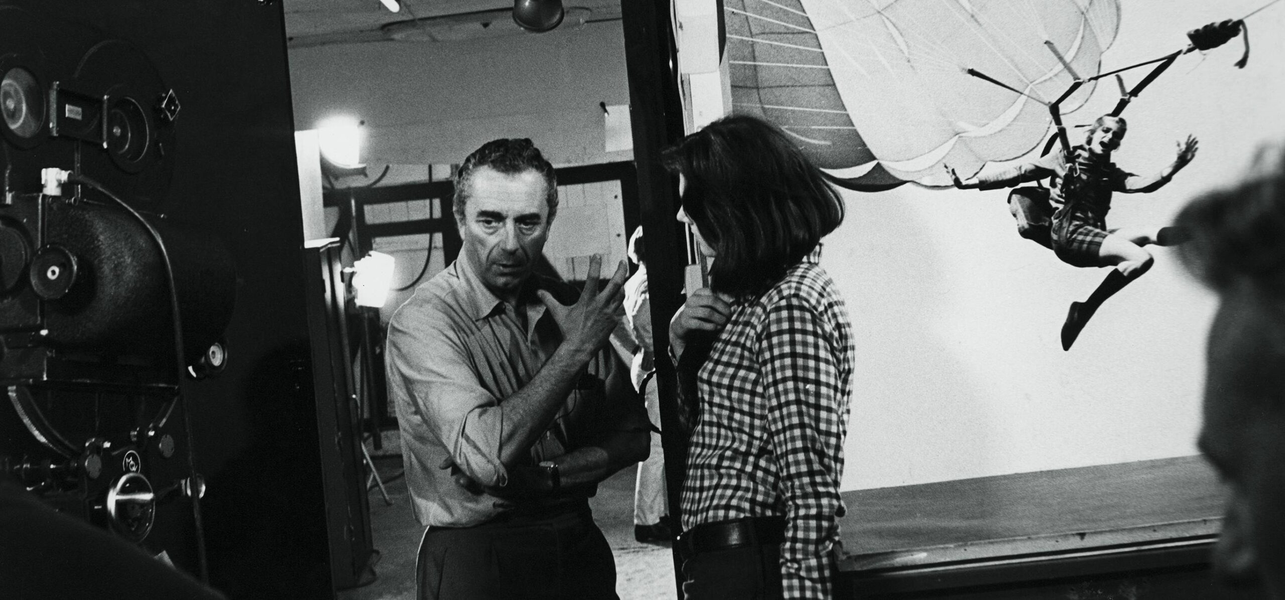 Blow-Up (1966), Michelangelo Antonioni, Vanessa Redgrave, production still, Arthur Evans.