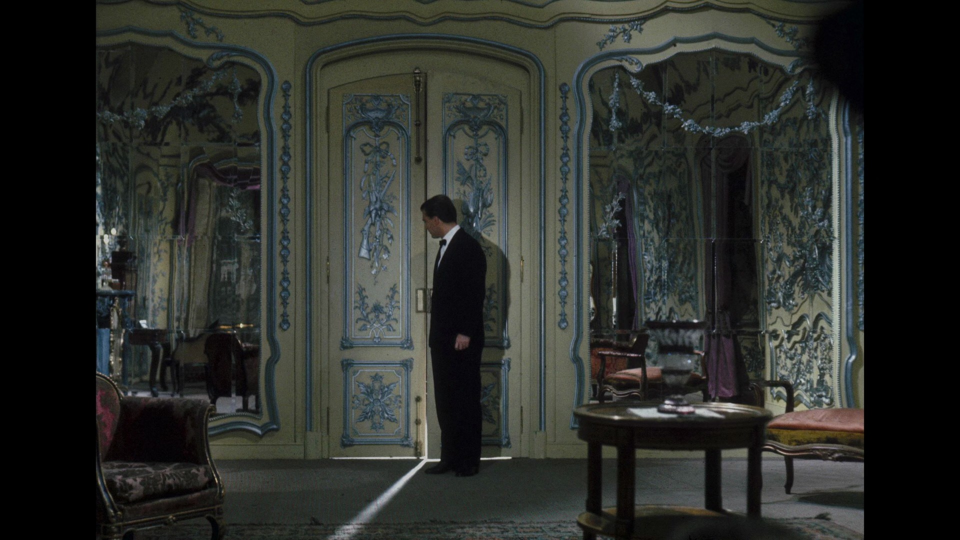 Last Year at Marienbad (1961), Giorgio Albertazzi, production still.