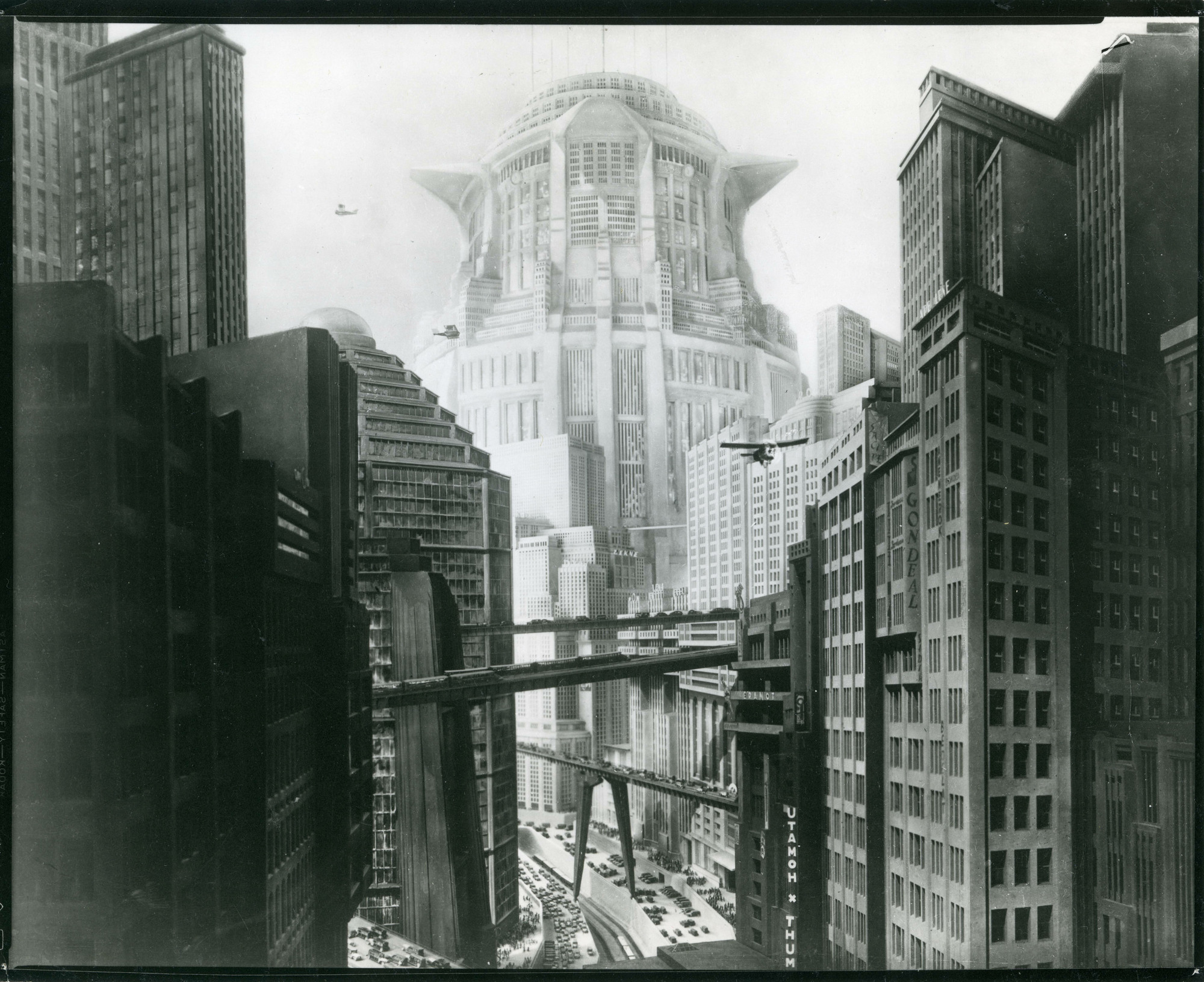 Metropolis (1927), The New Tower of Babel, production still. 